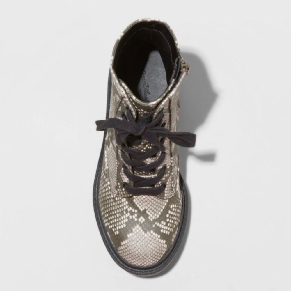 ⭐️ NIB BRIE COMBAT BOOT - Picture 3 of 15